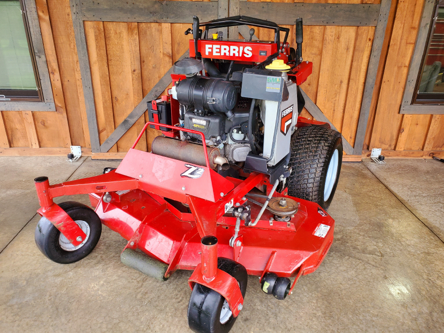 2019 Ferris Z2 52″ Stand-On Commercial Lawn Mower