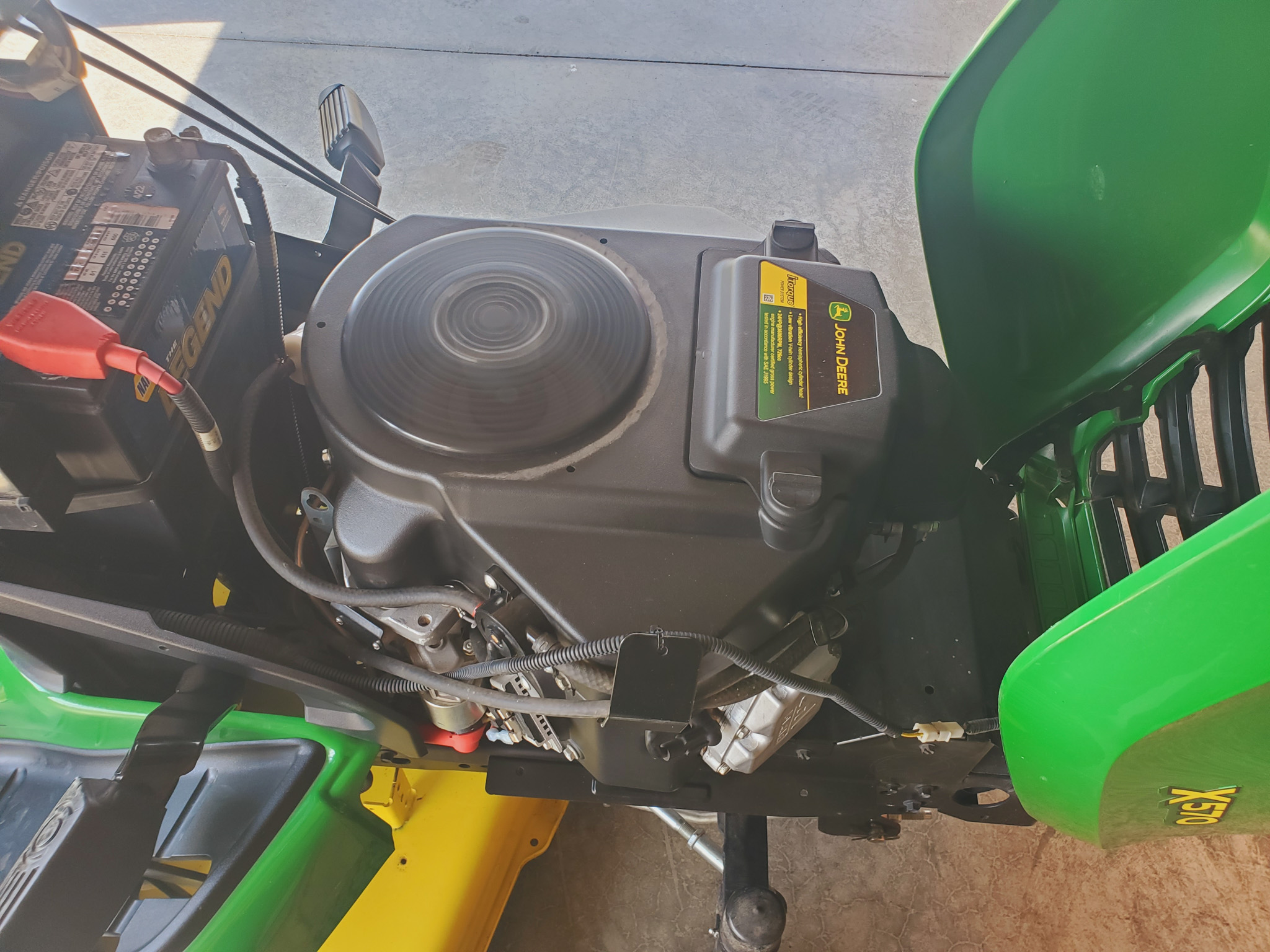 
								2017 John Deere X570 full									