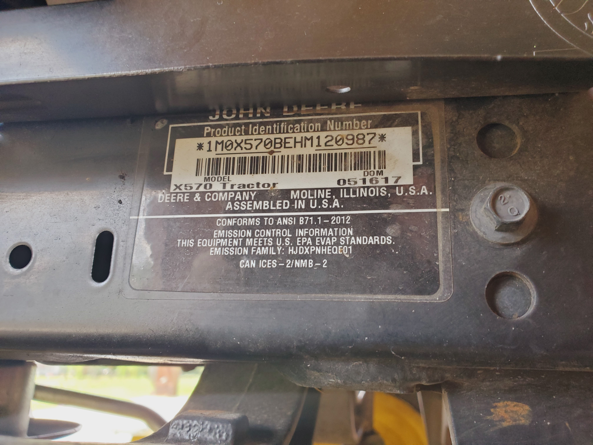 
								2017 John Deere X570 full									