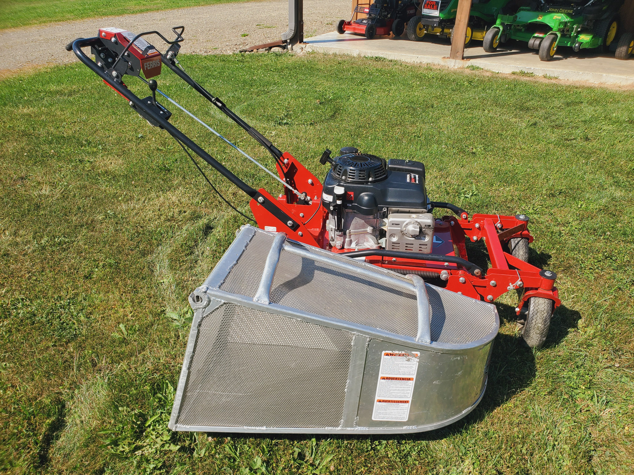 
								2022 Ferris FW15 Commercial Walk Behind Lawn Mower full									