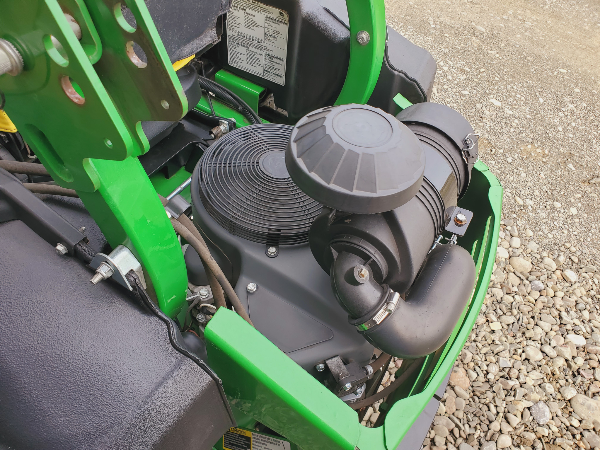 
								2023 John Deere Z930M Commercial Zero Turn Lawn Mower full									