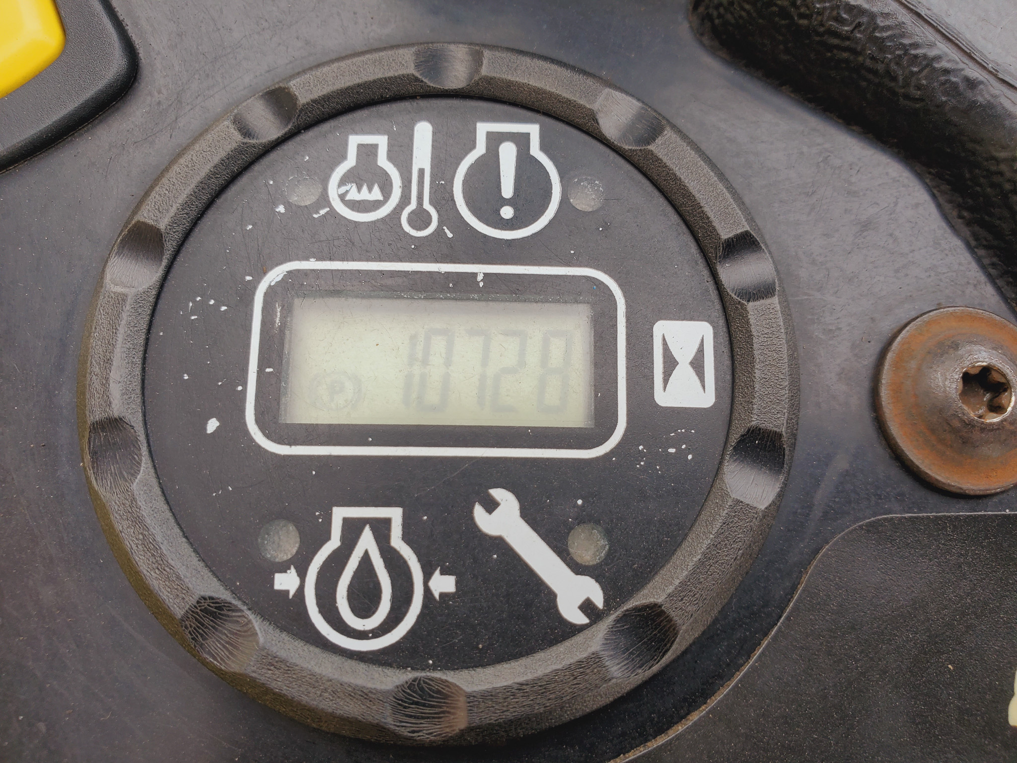 
								2023 John Deere Z930M Commercial Zero Turn Lawn Mower full									