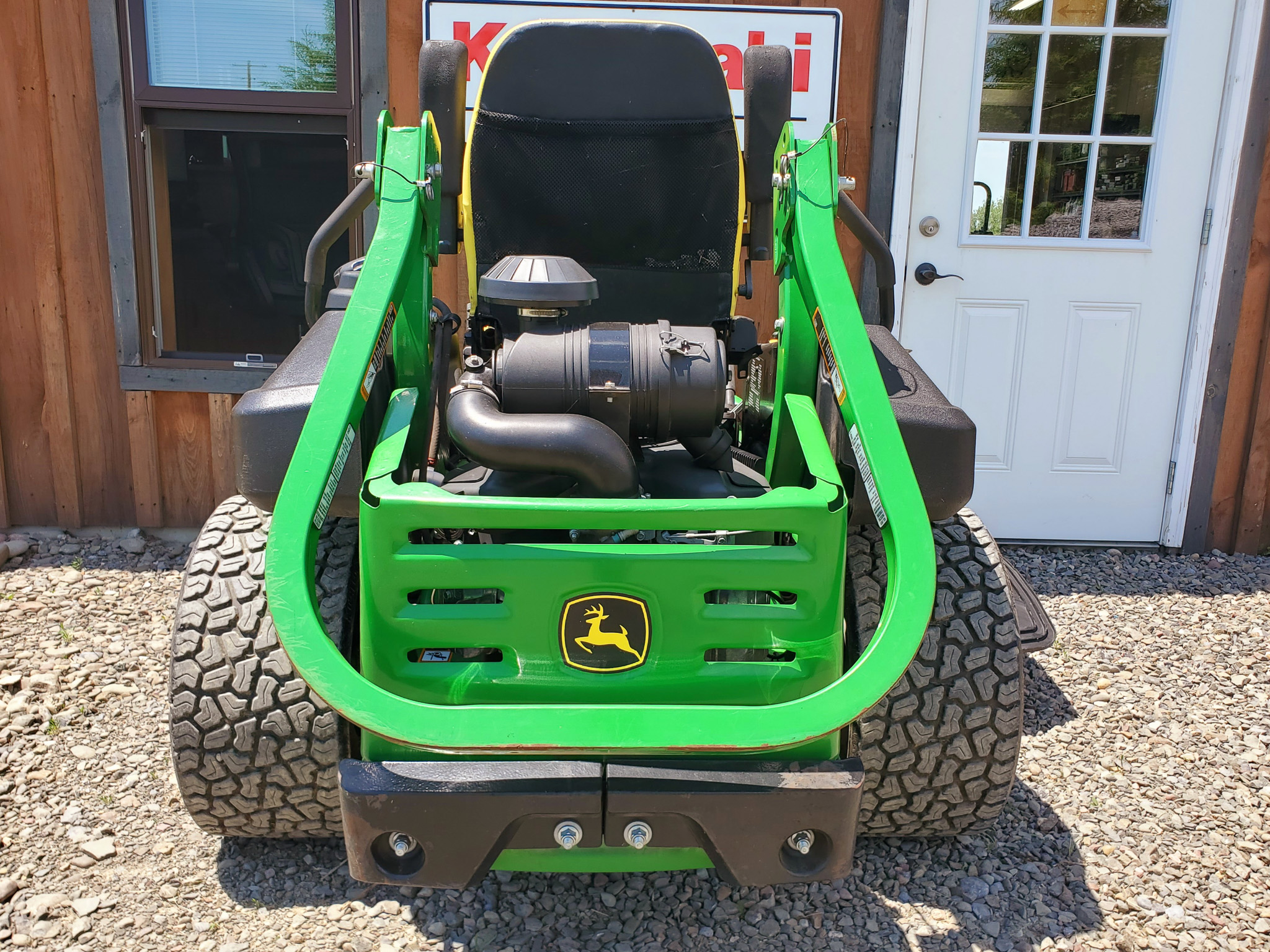 
								2023 John Deere Z930M Commercial Zero Turn Lawn Mower full									