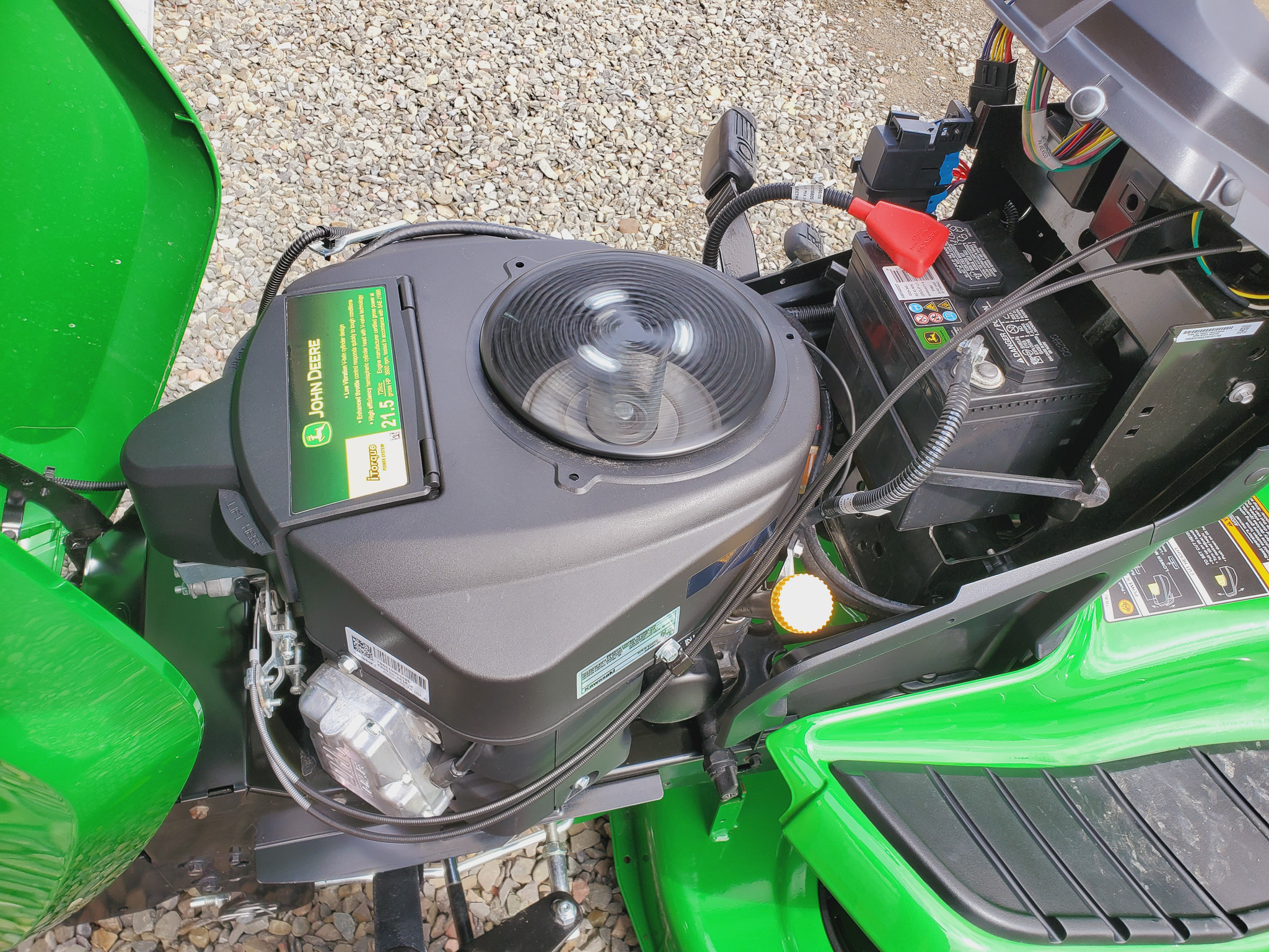 
								2025 John Deere X370 Lawn Tractor Riding Mower full									