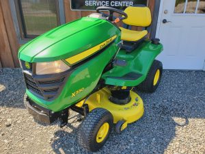 2018 John Deere X330 Lawn Tractor Riding Mower