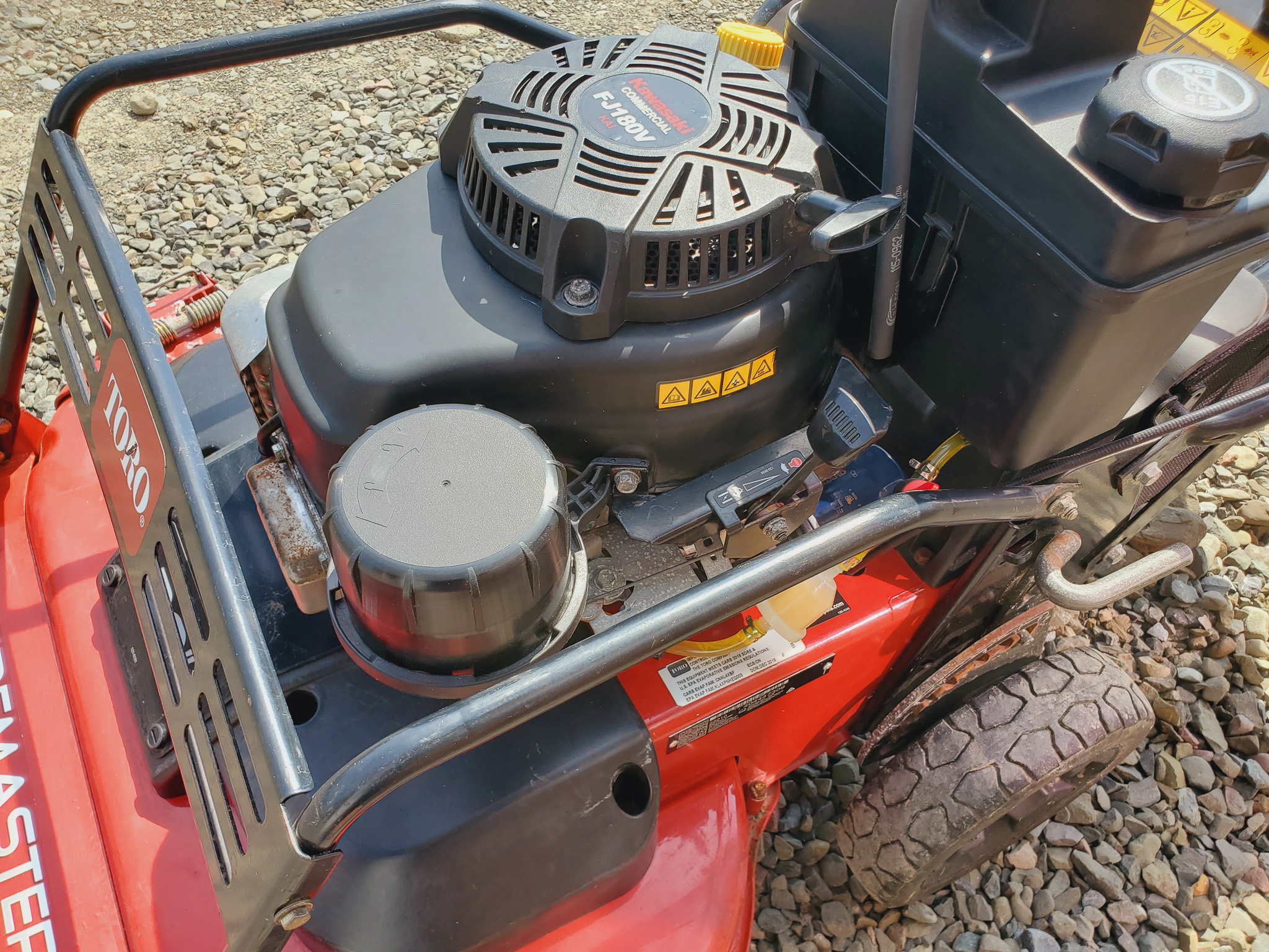 
								2018 Toro Turfmaster 30 full									