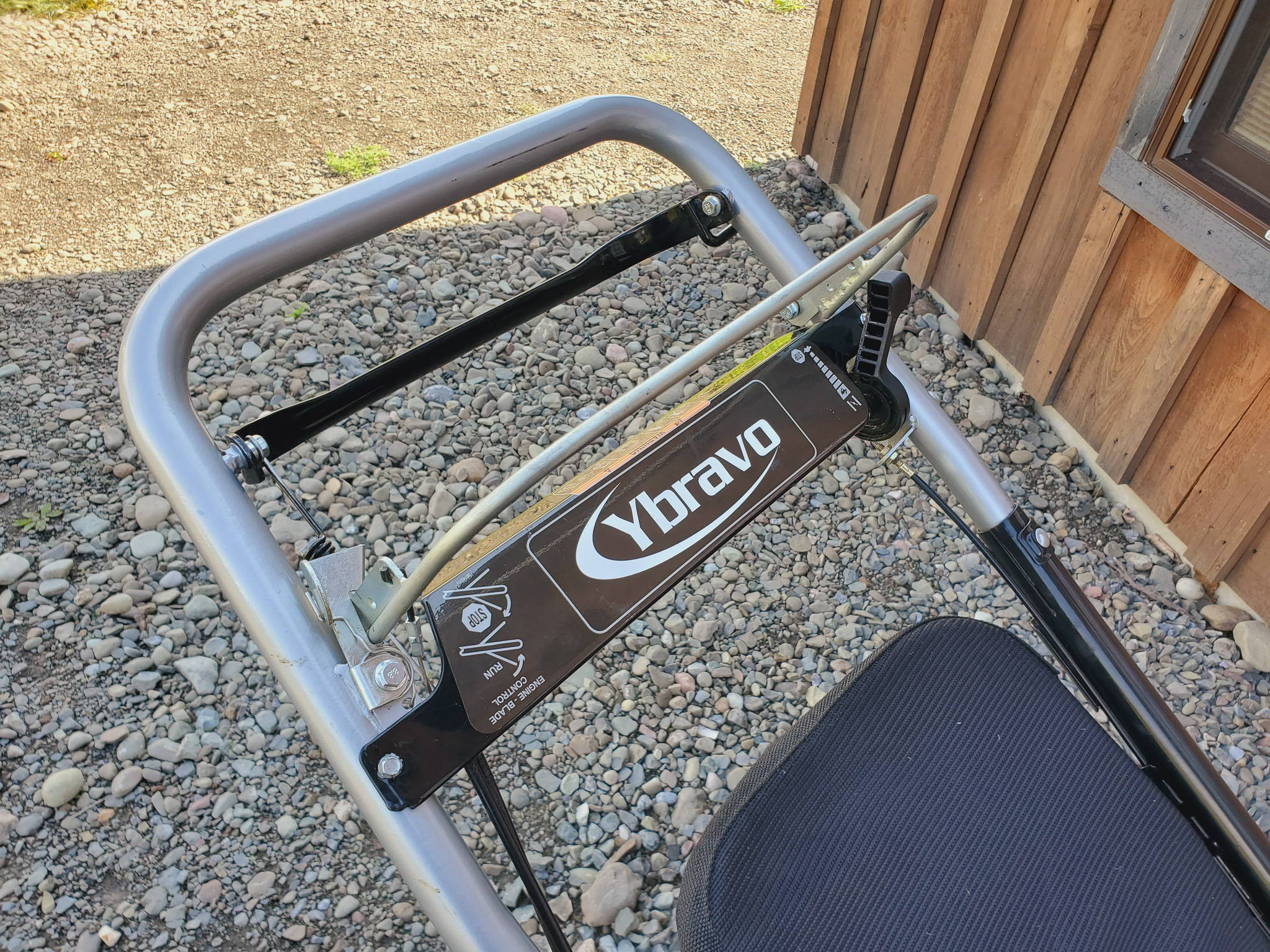 
								2021 Ybravo Bravo Gen II 25″ Commercial Walk Behind Mower full									