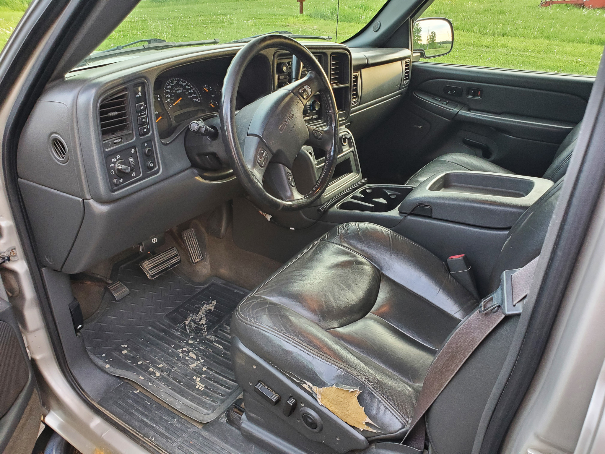 
								2005 GMC Sierra 2500HD 4×4 Crew Cab Long Bed full									