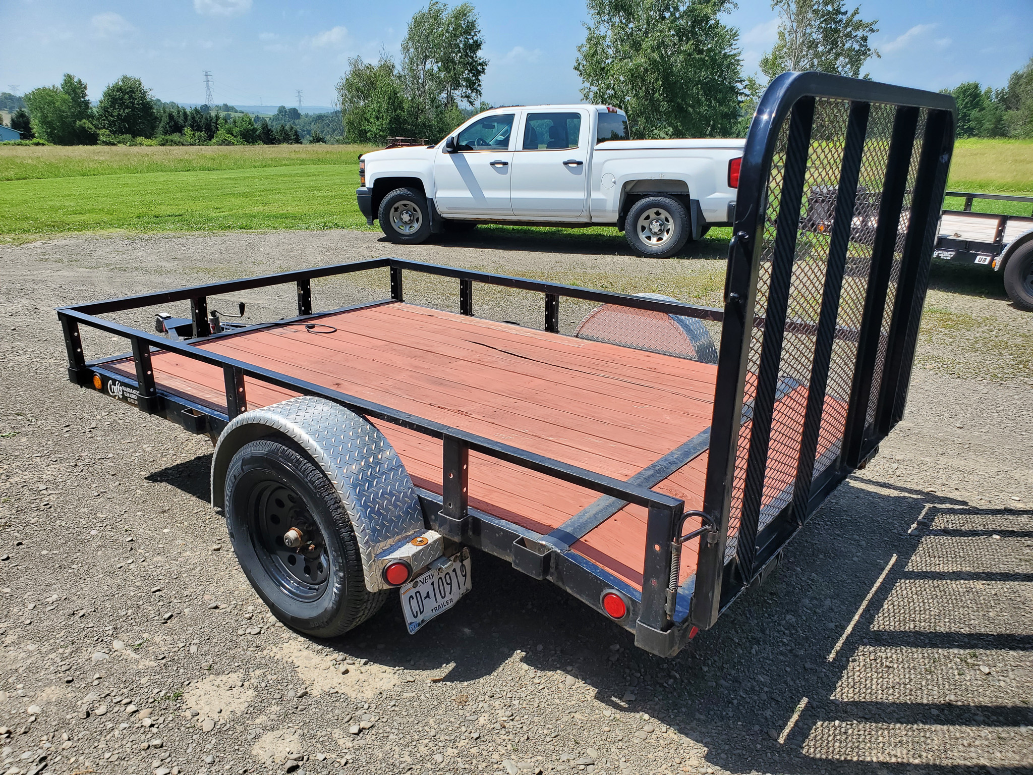 
								2023 PJ Trailers U7 77″x10′ Utility Trailer 3K# full									