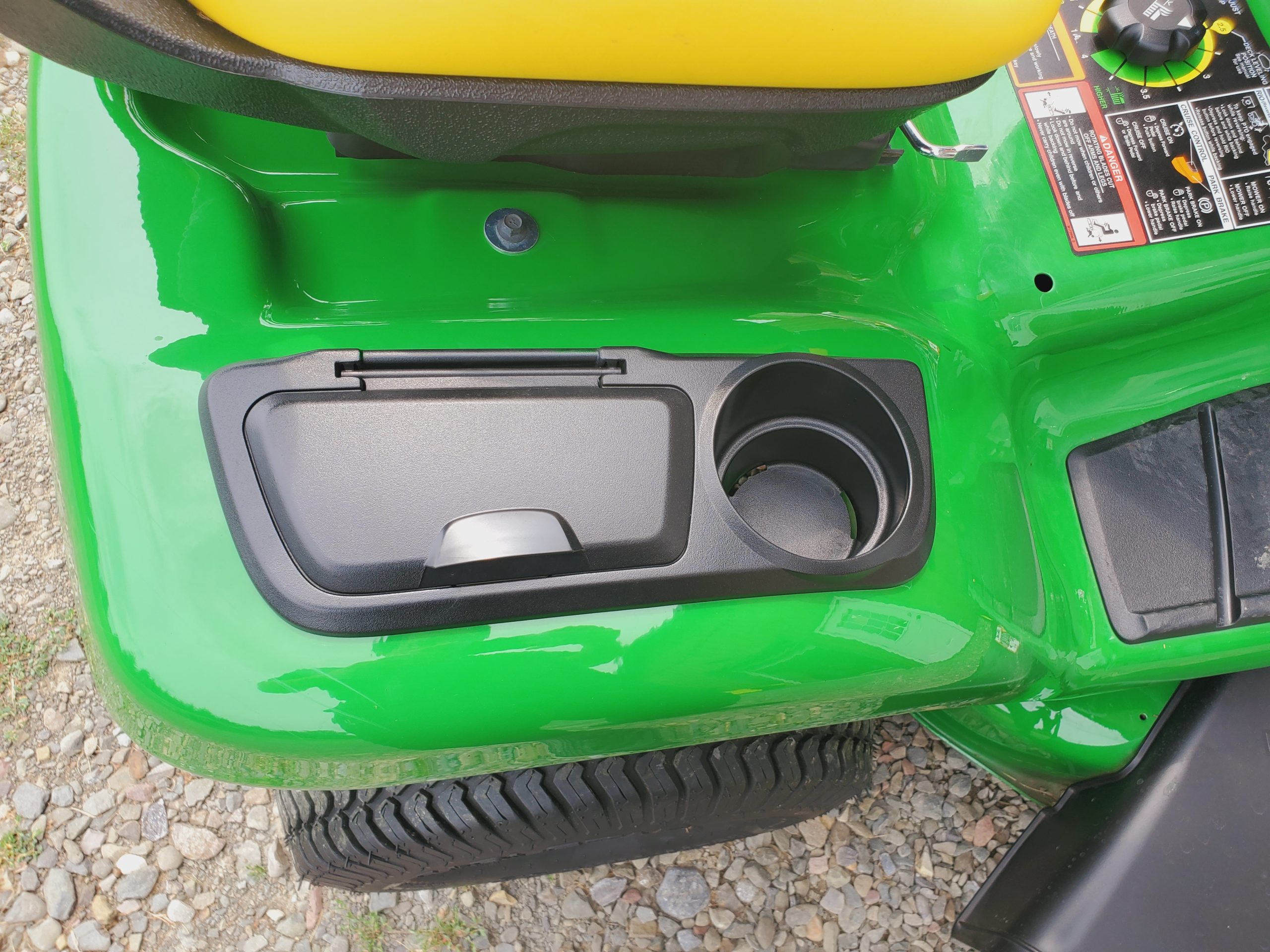 
								2025 John Deere X350 Riding Lawn Mower Tractor full									